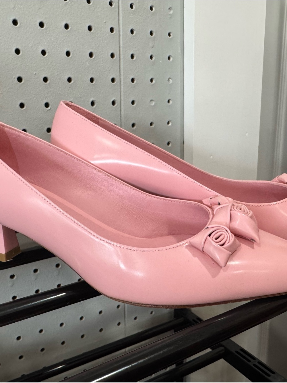 Stuart Weitzman Pink Leather Rose-Accent Heels